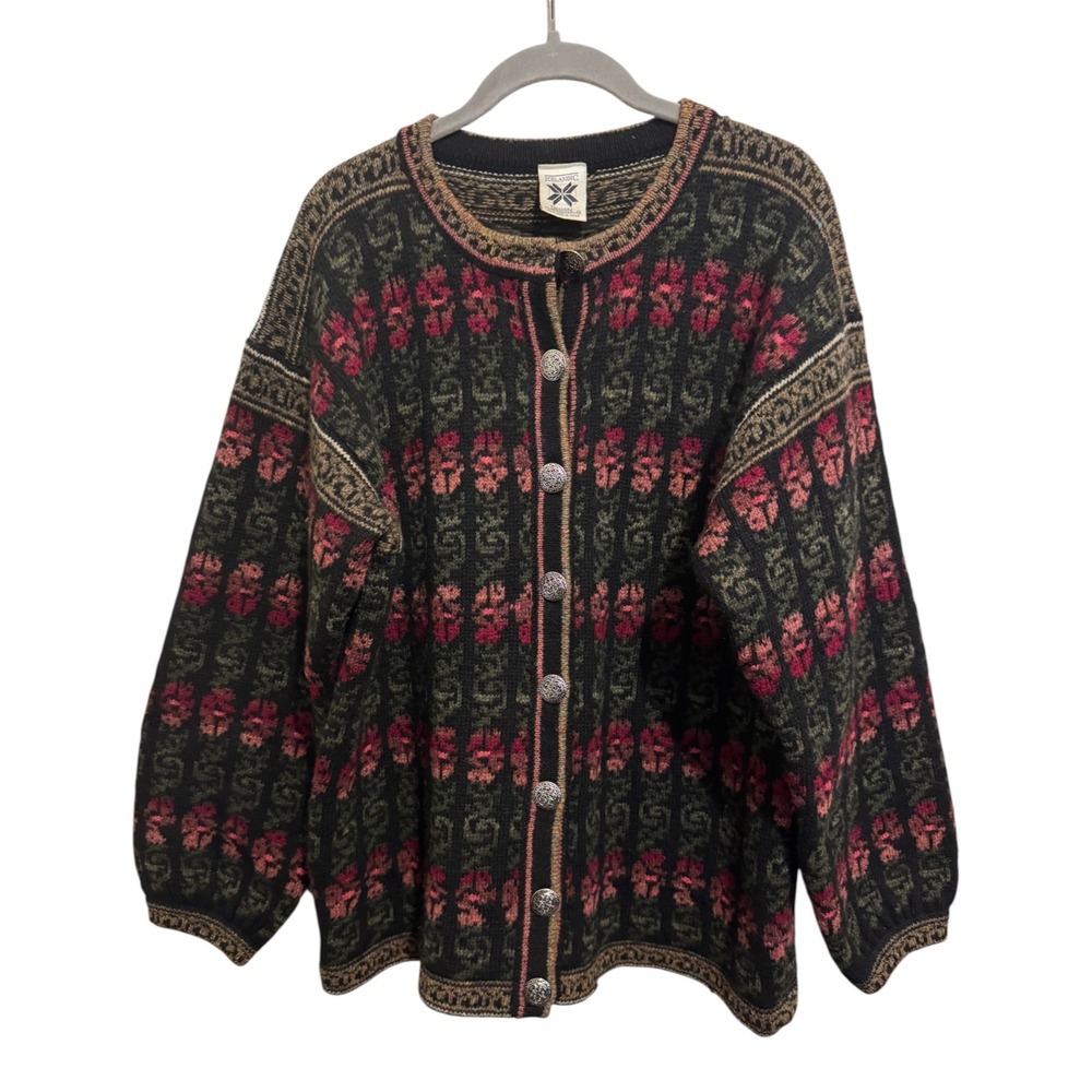Y2K Icelandic Design Cardigan Sweater Women Medium Black Floral Wool Cottagecore